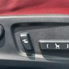 lexus is 2017 CFJ1746437 image 11