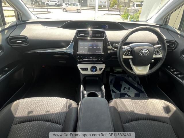 toyota prius 2016 CFJ1532460 image 2