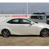 lexus is 2017 CFJ1676024 image 10
