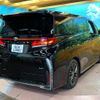 toyota vellfire 2025 CFJ1857361 image 17