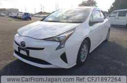 toyota prius 2018 CFJ1897264