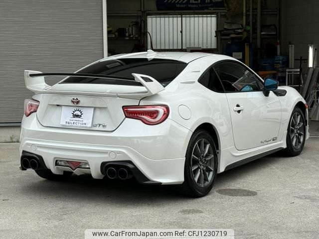 toyota 86 2014 quick_quick_ZN6_049021 image 2