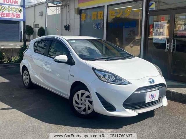 toyota aqua 2017 CFJ1760637 image 1