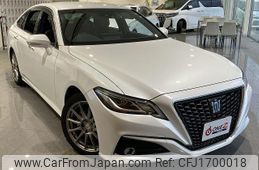 toyota crown 2022 CFJ1700018