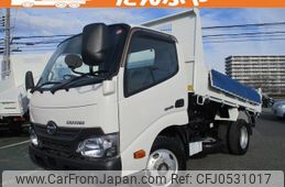 hino dutro 2017 GOO_NET_EXCHANGE_0730265A30241206W001