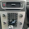 volvo v60 2017 CFJ1843891 image 11