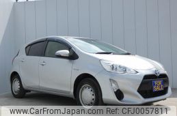 toyota aqua 2015 quick_quick_DAA-NHP10_NHP10-6367528