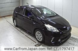 toyota prius-α 2012 CFJ1797417