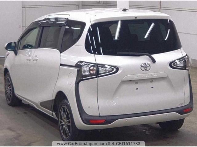 toyota sienta 2021 CFJ1611733 image 2