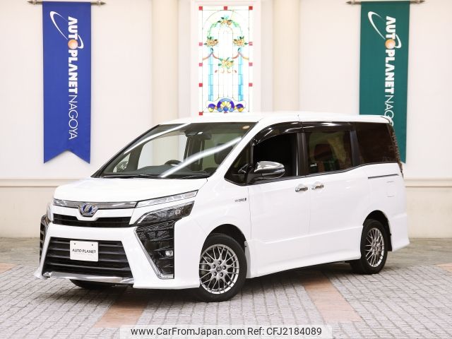 2018 Toyota Voxy DAA-ZWR80W 2WD - Car Price $20,549