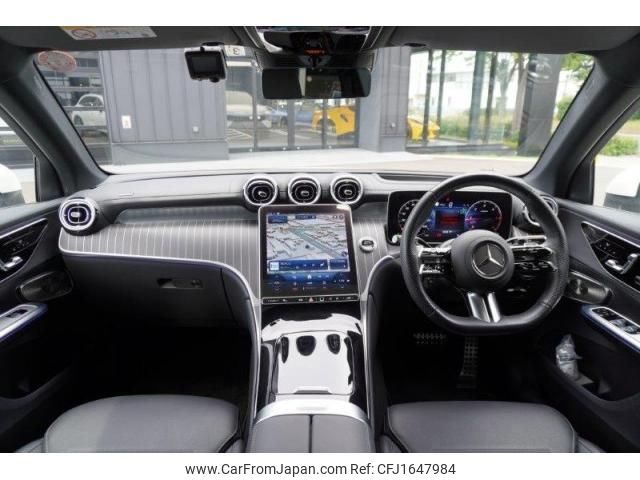 mercedes-benz glc-class 2023 CFJ1647984 image 2
