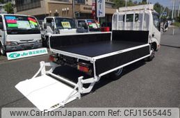hino dutro 2010 CFJ1565445
