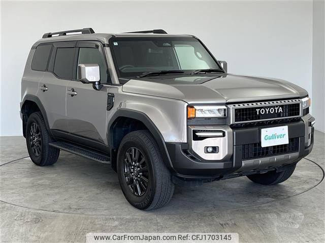 toyota land-cruiser-wagon 2024 CFJ1703145 image 1