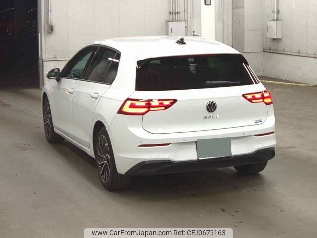 volkswagen golf 2022 quick_quick_3DA-CDDTT_WVWZZZCD8PW001050 image 2