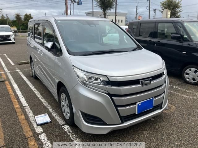 toyota noah 2020 CFJ1695207 image 1