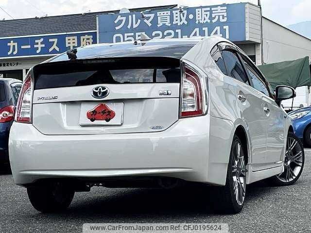 toyota prius 2014 504928-924172 image 2