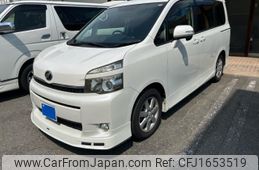 toyota voxy 2010 CFJ1653519