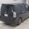 toyota voxy 2010 CFJ1583059 image 2