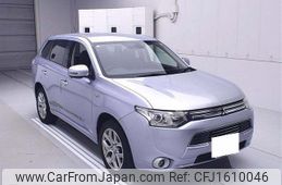 mitsubishi outlander-phev 2013 CFJ1610046