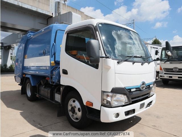 hino dutro 2018 -HINO--Hino Dutoro TSG-XKU600X--XKU600-0001906---HINO--Hino Dutoro TSG-XKU600X--XKU600-0001906- image 2