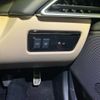 jaguar xe 2019 CFJ1869967 image 16
