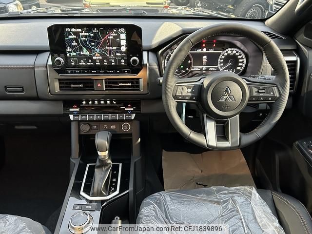 mitsubishi triton 2025 CFJ1839896 image 2