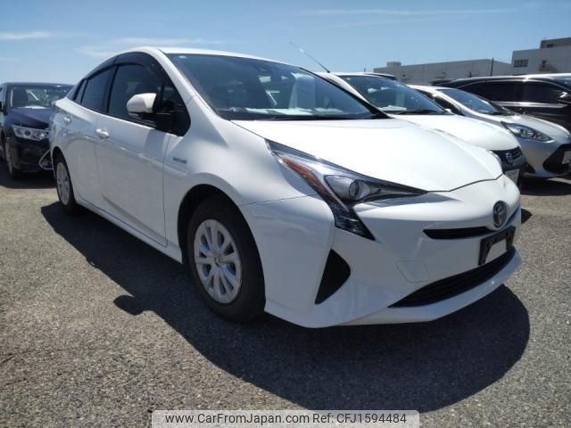 toyota prius 2018 CFJ1594484 image 2