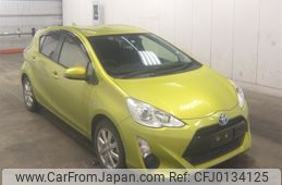 toyota aqua 2015 -TOYOTA--AQUA NHP10--2475621---TOYOTA--AQUA NHP10--2475621-