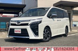 toyota voxy 2018 CFJ1624304