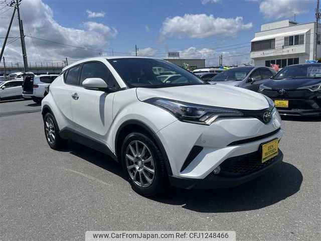 toyota c-hr 2017 769235-250520141709 image 2