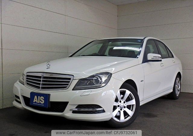 mercedes-benz c-class 2011 REALMOTOR_N9024040051F-90 image 2