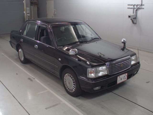 car_8585ab4b-64d5-4a0b-8792-
