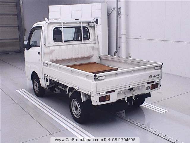 daihatsu hijet-truck 2017 CFJ1704695 image 2