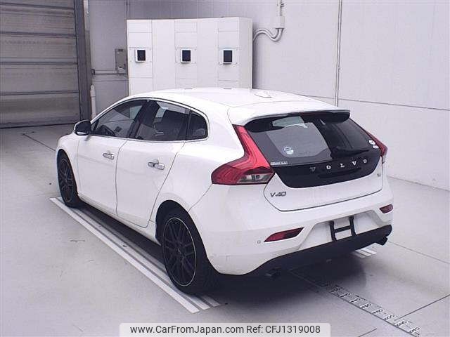 volvo v40 2014 -VOLVO--Volvo V40 MB4164T-E2154065---VOLVO--Volvo V40 MB4164T-E2154065- image 2