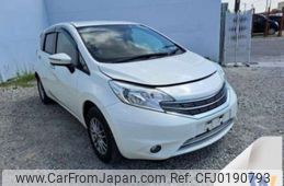 nissan note 2015 -NISSAN--Note DBA-E12--E12-321420---NISSAN--Note DBA-E12--E12-321420-