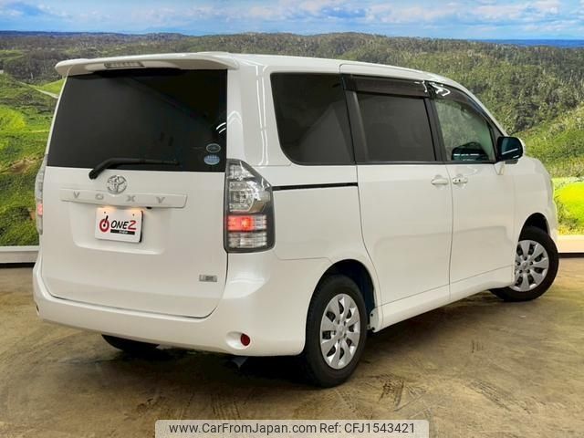 toyota voxy 2010 CFJ1543421 image 2