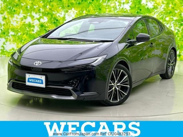 toyota prius 2023 quick_quick_MXWH65_MXWH65-4004418 image 1