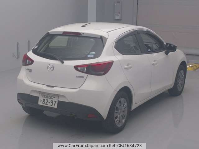 mazda demio 2017 CFJ1684728 image 2