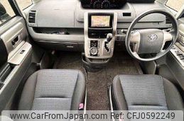 toyota voxy 2007 504928-926950