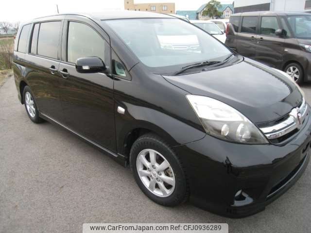 toyota isis 2012 -TOYOTA--Isis DBA-ZGM10W--ZGM10-0038748---TOYOTA--Isis DBA-ZGM10W--ZGM10-0038748- image 1
