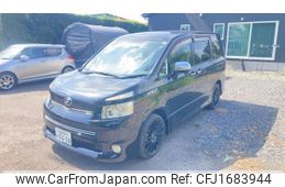 toyota voxy 2009 CFJ1683944