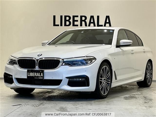 bmw 5-series 2018 -BMW--BMW 5 Series LDA-JC20--WBAJC32000B385717---BMW--BMW 5 Series LDA-JC20--WBAJC32000B385717- image 1