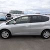 honda fit-hybrid 2013 MAGARIN_12349 image 4
