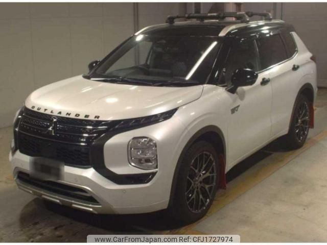 mitsubishi outlander-phev 2023 CFJ1727974 image 1