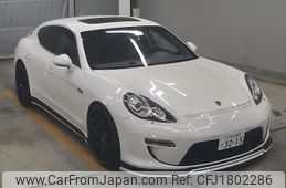 porsche panamera 2010 CFJ1802286