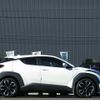 toyota c-hr 2018 quick_quick_DAA-ZYX10_ZYX10-21540002 image 17