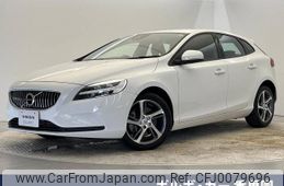 volvo v40 2017 -VOLVO--Volvo V40 DBA-MB4154T--YV1MV2920H2419943---VOLVO--Volvo V40 DBA-MB4154T--YV1MV2920H2419943-