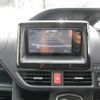 toyota voxy 2015 CFJ1656607 image 8