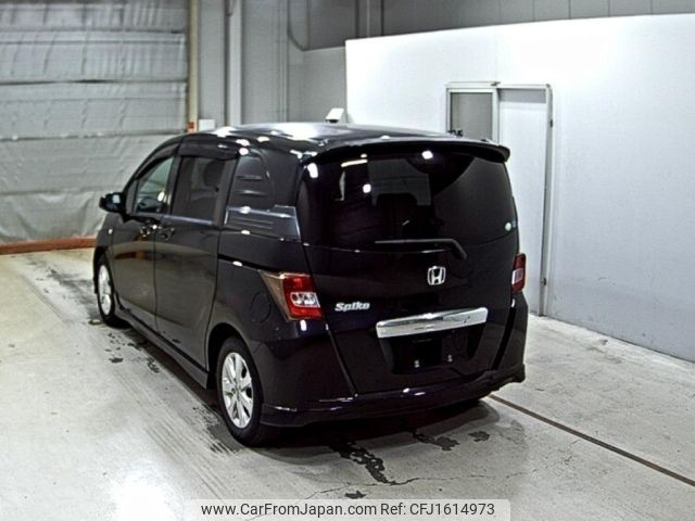 honda freed-spike 2010 CFJ1614973 image 2