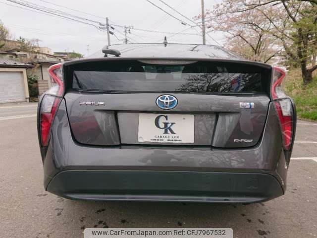 toyota prius 2016 -TOYOTA--Prius DAA-ZVW55--ZVW55-8030324---TOYOTA--Prius DAA-ZVW55--ZVW55-8030324- image 2